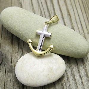 Neuvěřitelně veselé přívěsky ze žlutého a bílého zlata