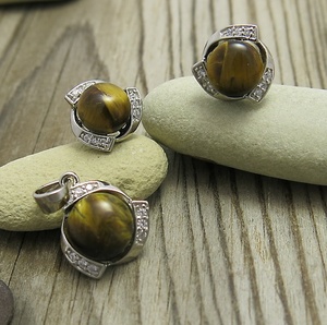 Síla tygra, klid duše: Objevte šperky s tygřím okem! Síla tygra, klid duše: Objevte šperky s tygřím okem!