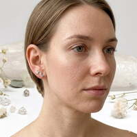 Trend curated ear: Jak na náušnice do druhé dírky? Trend curated ear: Jak na náušnice do druhé dírky?