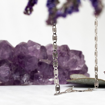 Stříbrný řetízek - oválky broušené - paprsky