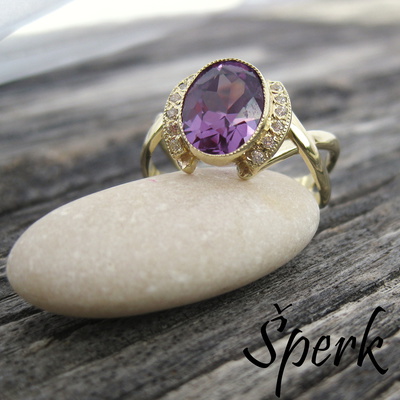 Zlatý prsten ~ alexandrit