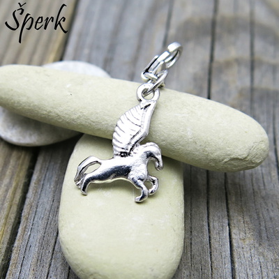 Stříbrný přívěsek okřídleného koně ~ mytologický Pegas