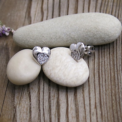 Srdíčka ~ náušnice bílé zlato se zirkony 