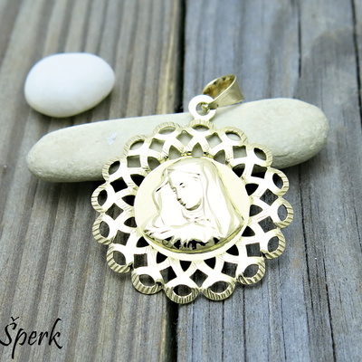 Zlatý přívěsek – medailon, madona