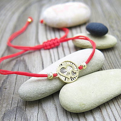 Náramek ~ žluté zlato s červenou šňůrkou