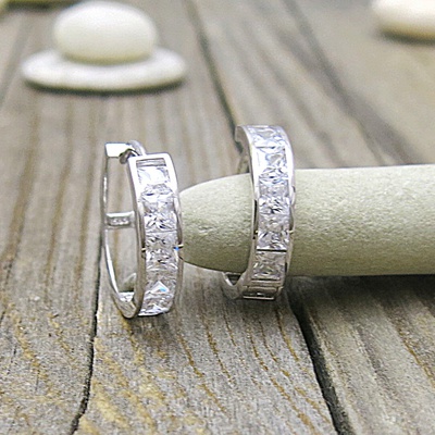 Kruhy bílé zlato se zirkony