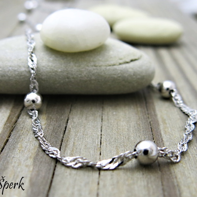 Stříbrný náhrdelník ~ točený řetízek s kuličkami