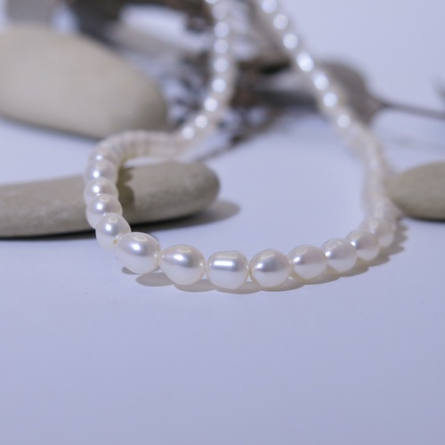 Náhrdelník ~ bílé říční perly 1