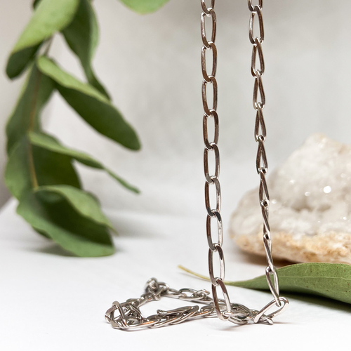 Stříbrný řetízek - větší očka 1