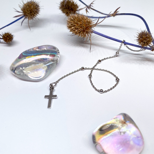 Stříbrný náramek s křížem 1