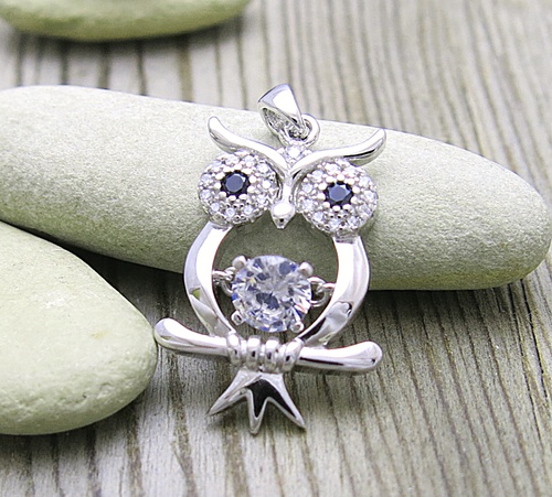 Létající zirkony ~ stříbrný přívěs sova Létající zirkony ~ stříbrný přívěs sova 1