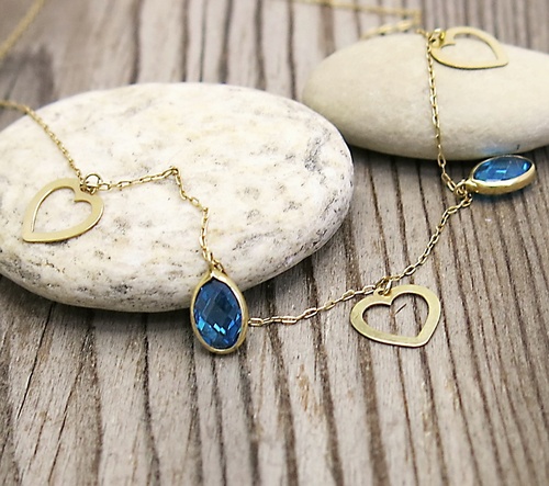 Náhrdelník žluté zlato se srdíčky 1