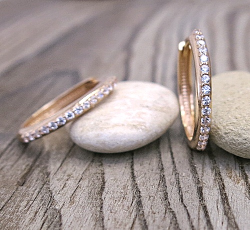 Růžové zlato se zirkony ~ náušnice 1