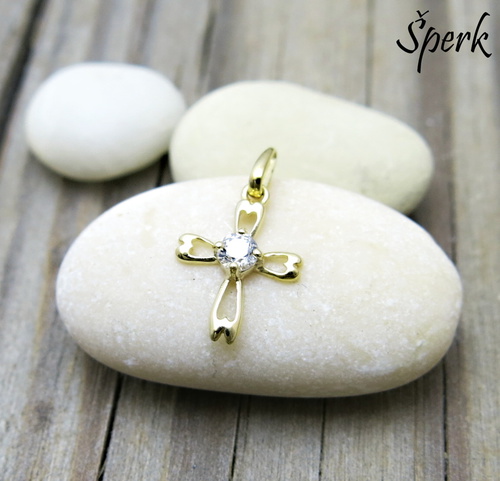 Přívěsek křížek se zirkonem a srdíčkové hroty ~ žluté zlato  1