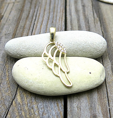 Andělské křídlo se zirkony, přívěsek žluté zlato Andělské křídlo se zirkony, přívěsek žluté zlato 1