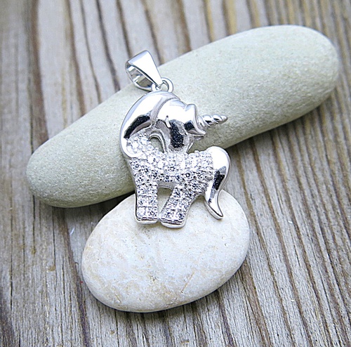 Jednorožec se zirkony ~ stříbrný přívěsek 1