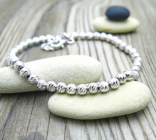Broušené kuličky ~ stříbrný náramek Broušené kuličky ~ stříbrný náramek 1