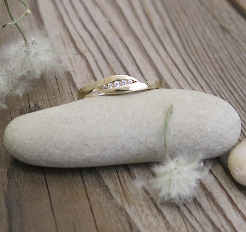 Prsten se zirkony ~ žluté zlato  Prsten se zirkony ~ žluté zlato  1