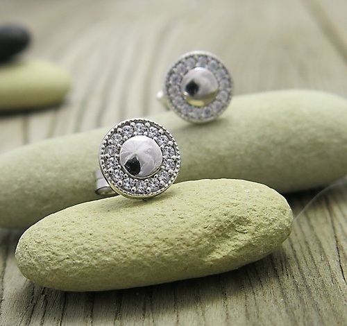 Náušnice z bílého zlata na puzetu Náušnice z bílého zlata na puzetu 1