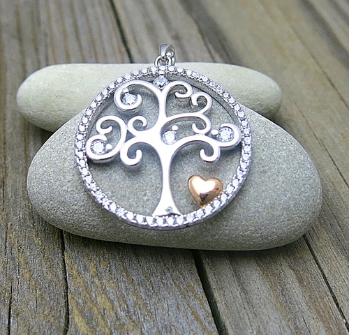 Stříbrný přívěsek ~ strom života Stříbrný přívěsek ~ strom života 1
