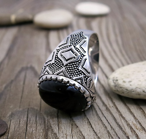 Prsten ze stříbra s onyxem Prsten ze stříbra s onyxem 1