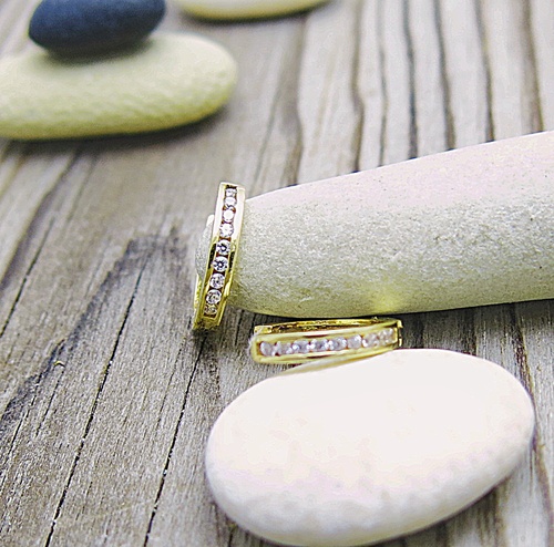 Naušnice zlaté kruhy se zirkony 1