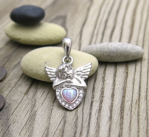Andílek se srdíčkem ~ stříbrný přívěsek 1