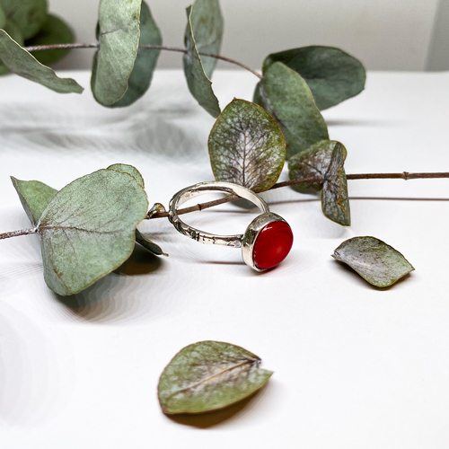 Stříbrný prsten s korálem Stříbrný prsten s korálem 1