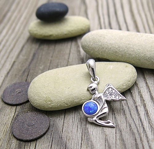 Víla ~ stříbrný přívěs s opálem Víla ~ stříbrný přívěs s opálem 1