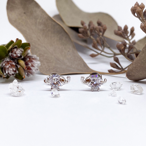 Stříbrné náušnice - sloni se zirkonem Stříbrné náušnice - sloni se zirkonem 1