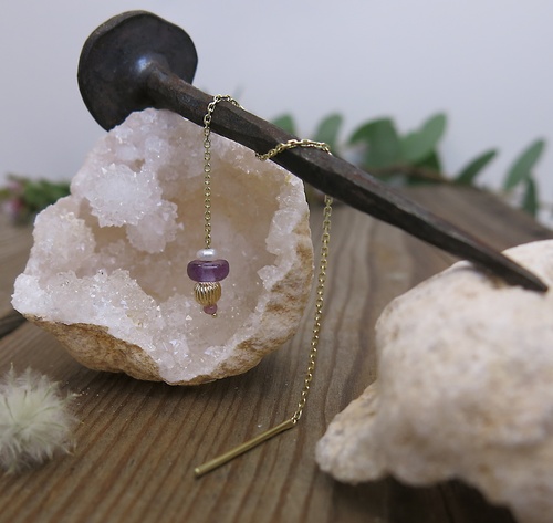 Provlékací náušnice ametyst, perla ~ žluté zlato 1