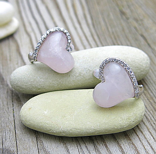 Stříbrné náušnice s růženíny a zirkony 1