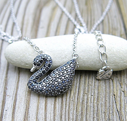 Černá labuť ~ náhrdelník s labutí a se zirkony