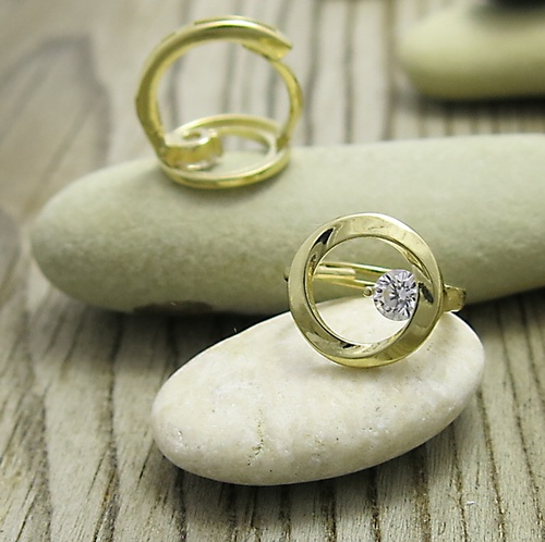 Kruhy ~ náušnice žluté zlato a velký zirkon Kruhy ~ náušnice žluté zlato a velký zirkon 1