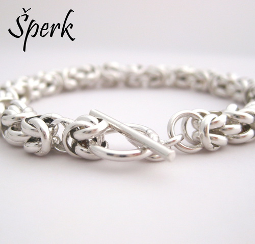 Stříbrný náramek 1