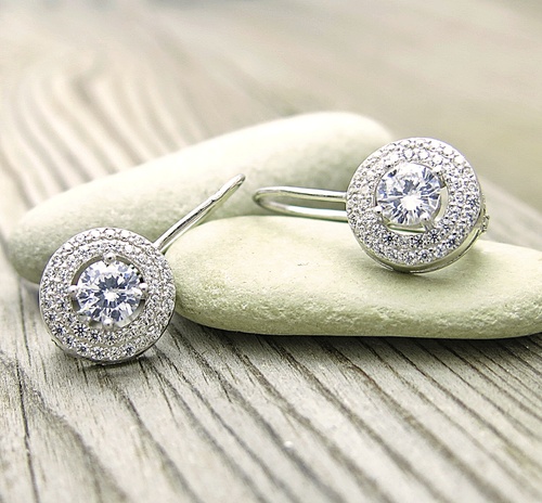 Výrazné stříbrné náušnice se zirkony Výrazné stříbrné náušnice se zirkony 1