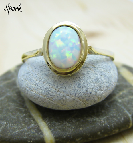 Zlatý prsten – velký opál, žluté zlato 1