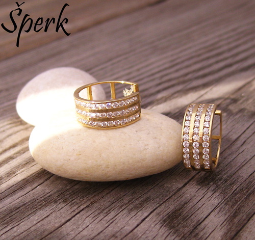 Zlaté náušnice kruhy se třemi řadami zirkonů vedle sebe, žluté zlato 1