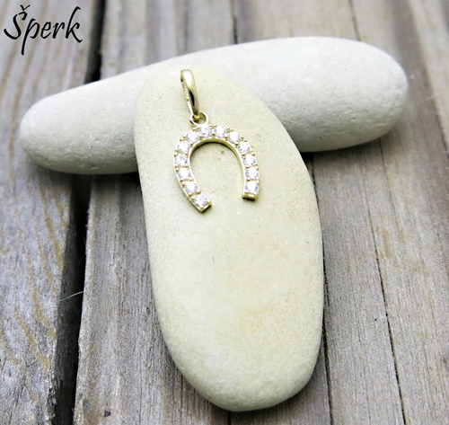 Zlatý přívěsek podkova – žluté zlato s bílými zirkony 1