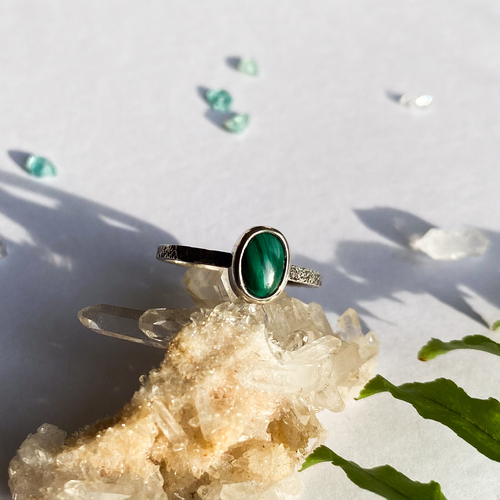 Malachit prsten ve stříbře